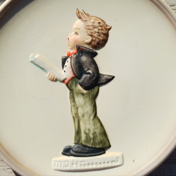 MJ Hummel Goebel Hum 743 Little Music Makers Miniature Plate Collectible - Picture 3 of 4